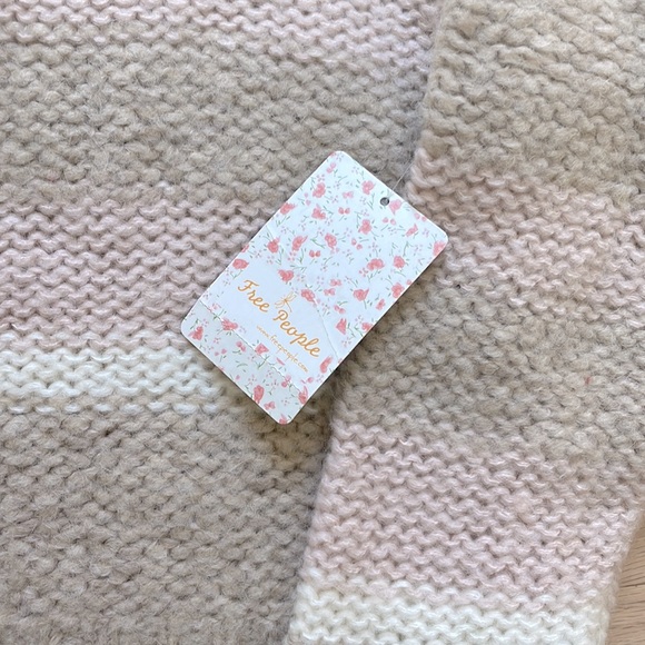 Free People NWT Size XS Cardigan Sweater - Picture 10 of 10